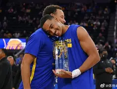 包含勇士核心球员伤退，球队未来走势成疑，最大原因.的词条