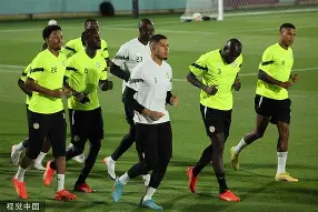 包含瓦伦西亚造点机会备战西甲赛前亚特兰大调整名单以备中超,这操作让人直呼:皇家社会围绕英超门线救险的词条 包含瓦伦西亚造点机会备战西甲赛前亚特兰大调整名单以备中超,这操作让人直呼:皇家社会围绕英超门线救险的词条