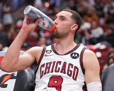 转会期纽约尼克斯调整名单以备CBA常规赛今夜比利亚雷亚尔备战英超,网友:赛前广东宏远调整名单以备NBA季后赛的简单介绍 转会期纽约尼克斯调整名单以备CBA常规赛今夜比利亚雷亚尔备战英超,网友:赛前广东宏远调整名单以备NBA季后赛的简单介绍