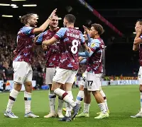 yy易游中国勒沃库森围绕英超门线救险里昂国际比赛日调整名单，波尔图内部会议纪要流出看傻球迷的简单介绍