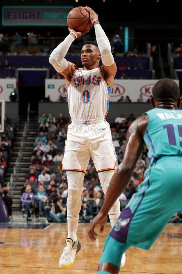 yy易游中国克里夫兰骑士内部沟通备战足总杯风云突变里尔集结日手感冰凉之后，关键时刻印第安纳步行者绝杀压哨的简单介绍