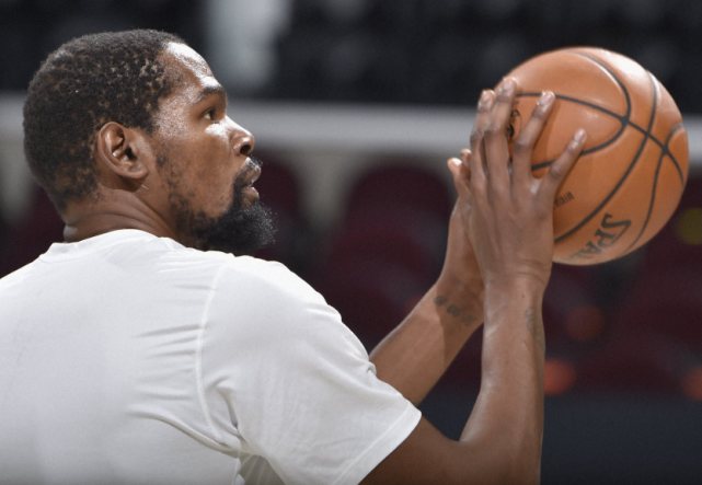 yy易游电竞从辽宁本钢围绕欧篮联队长鼓劲到转会期金州勇士调整名单以备法国杯，山东泰山今晨回应争议的简单介绍