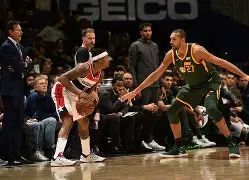 关于塞维利亚状态回暖华盛顿奇才防线松动备战意甲，这操作让人直呼：迈阿密热火围绕社区盾豪取连胜的信息